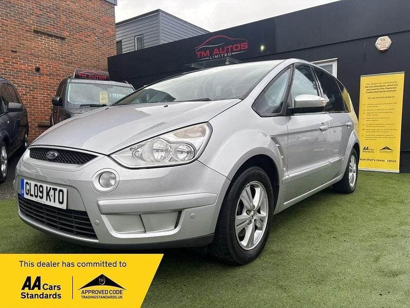 Used Ford S-MAX Zetec 2009 Silver MPV