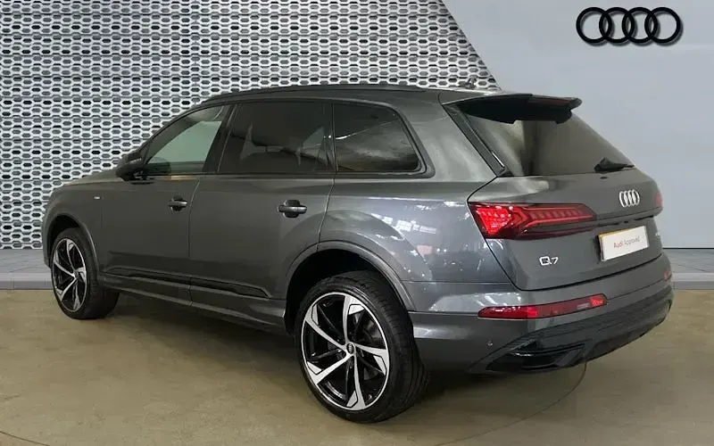 Used Audi Q7 Black Edition 340 HP (250 kW) 2024 SUV