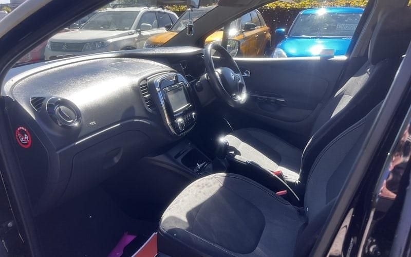 Używany Renault Captur Dynamique 90 KM (66 kW) 2016 Czarny SUV