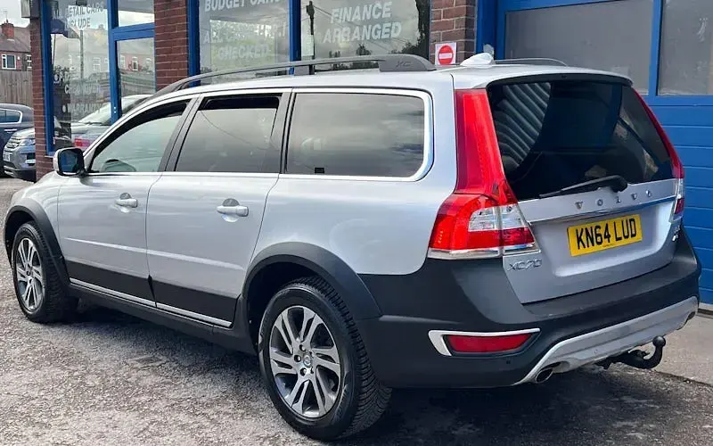 Used Volvo XC70 SE 215 HP (158 kW) 2014 Silver Estate