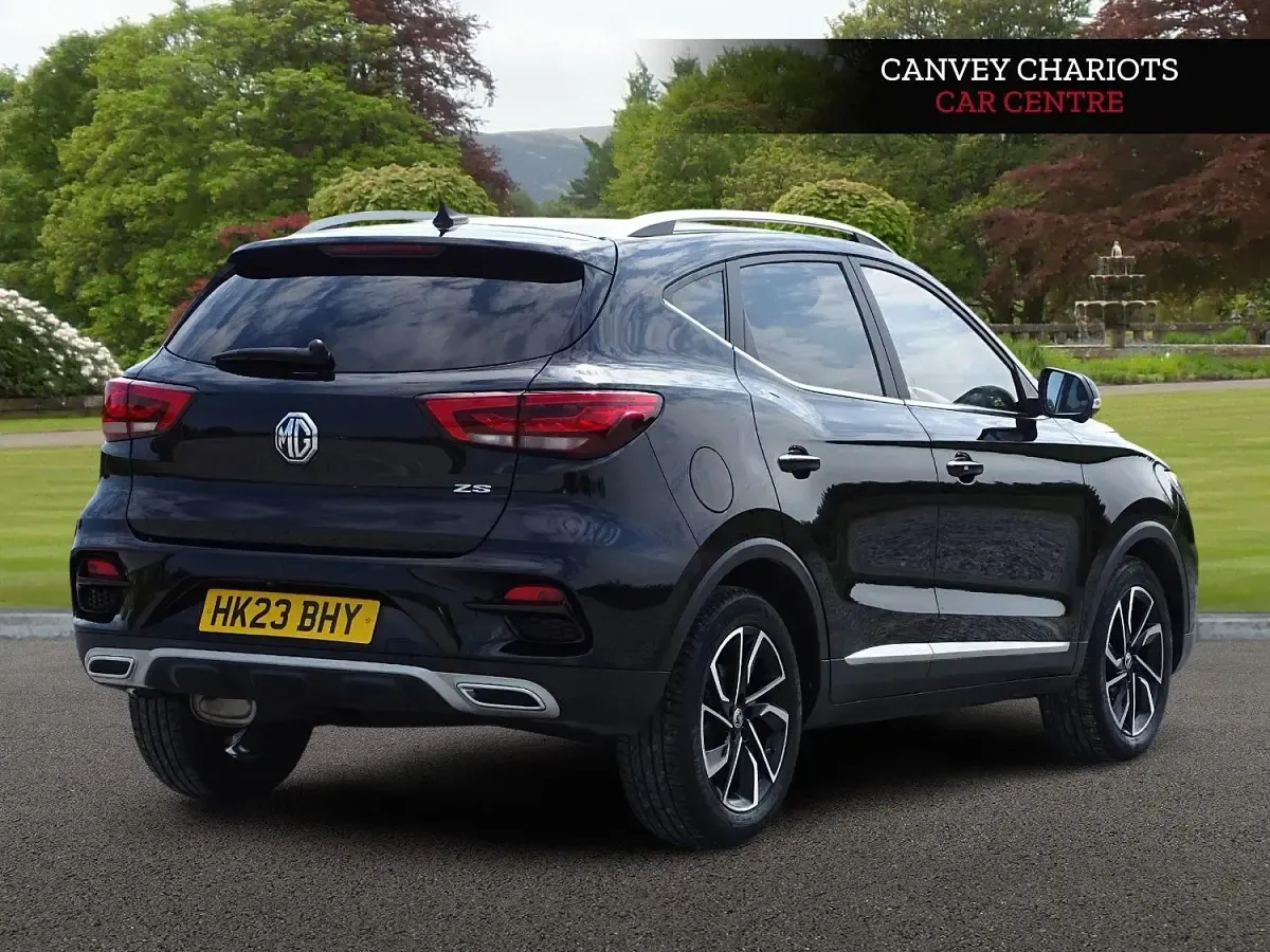 Używany MG ZS Exclusive 111 KM (81 kW) 2023 Czarny SUV