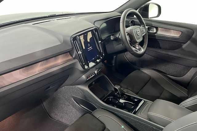 Used Volvo EX40 Plus 182 kW (248 HP) 2025 SUV