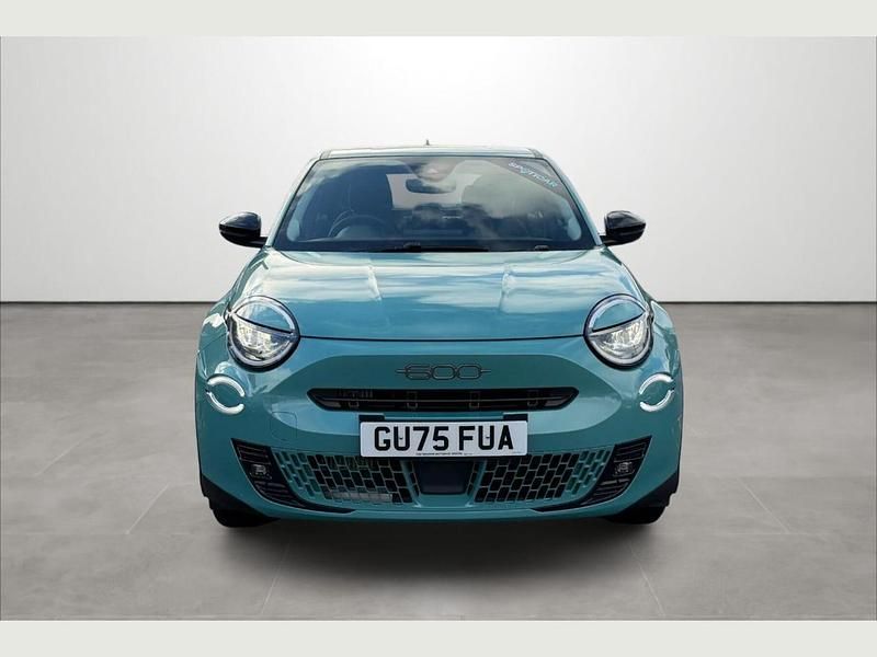 Used Fiat 600 S 99 HP (72 kW) 2025 Blue SUV