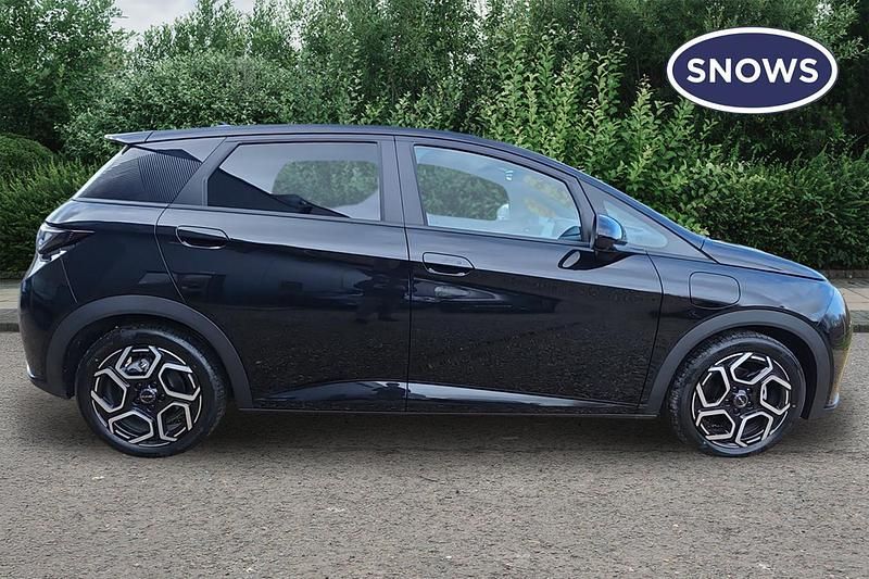 Used BYD Dolphin Design 150 kW (204 HP) 2025 Black Hatchback