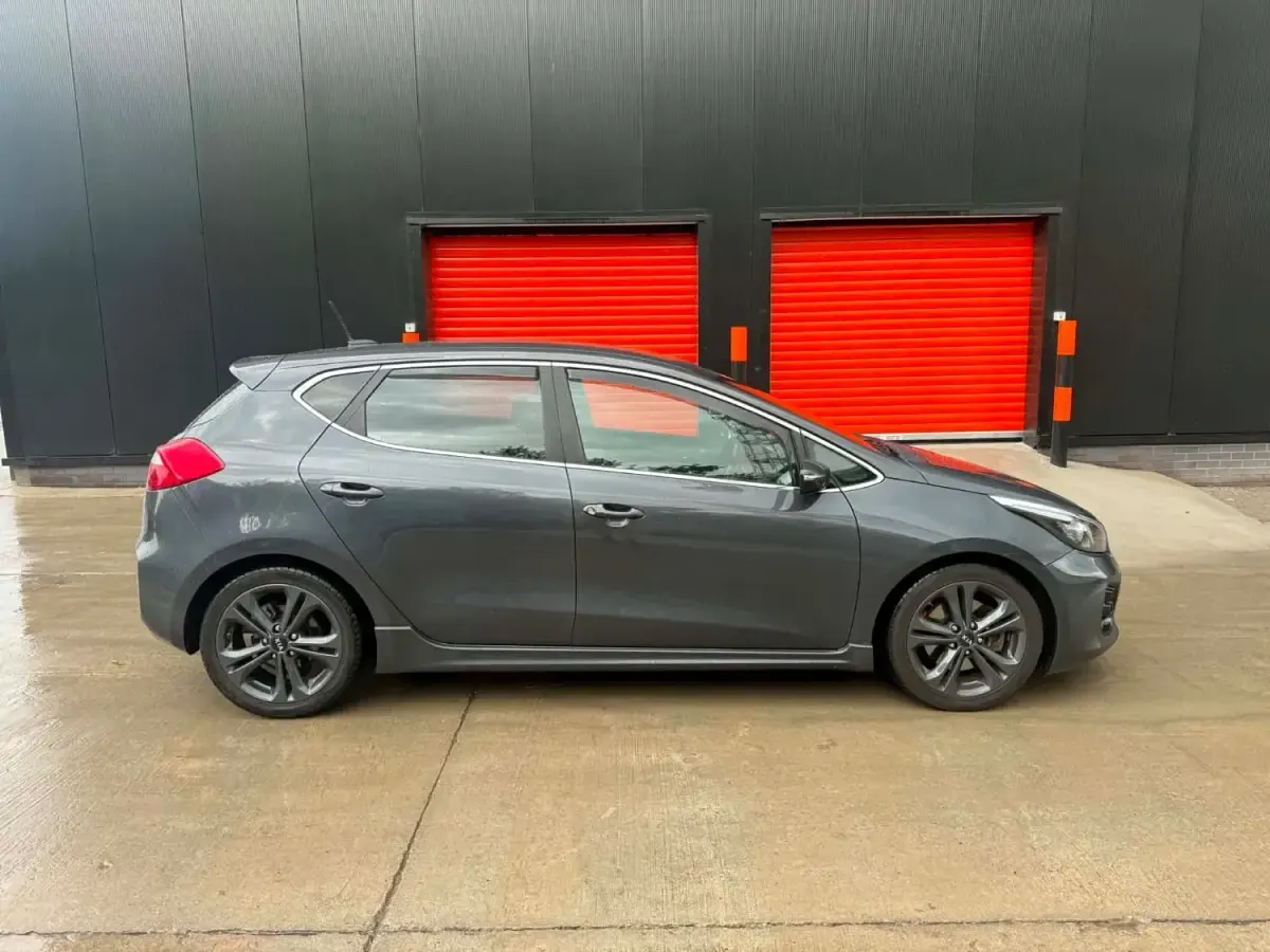 Używany Kia Ceed GT-Line 2016 Srebrny Hatchback