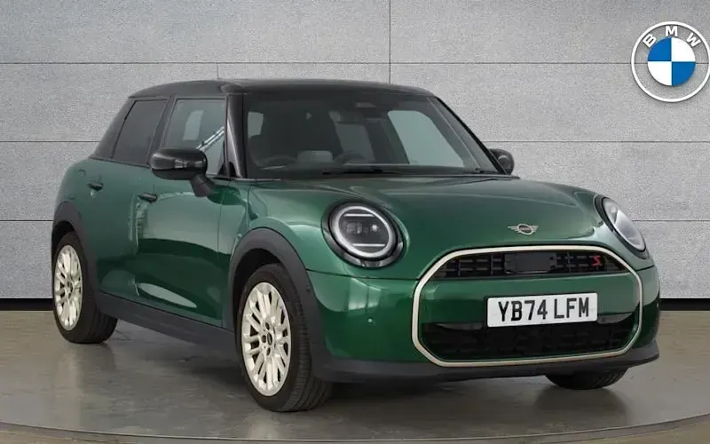 Used Mini Cooper Exclusive 150 kW (204 HP) 2026 Hatchback