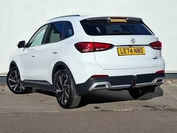 Used MG ZS Trophy 196 HP (144 kW) 2024 White SUV