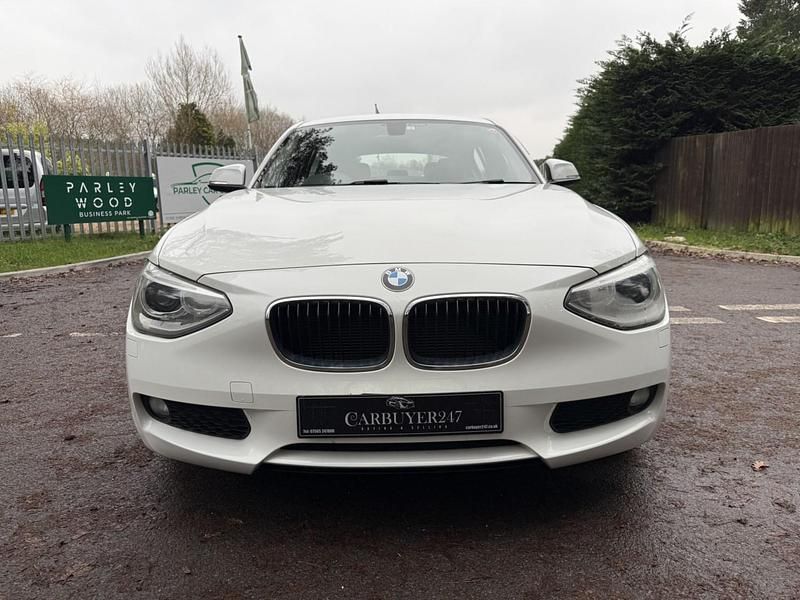 Used BMW 116 Comfort Edition 2025 White Hatchback