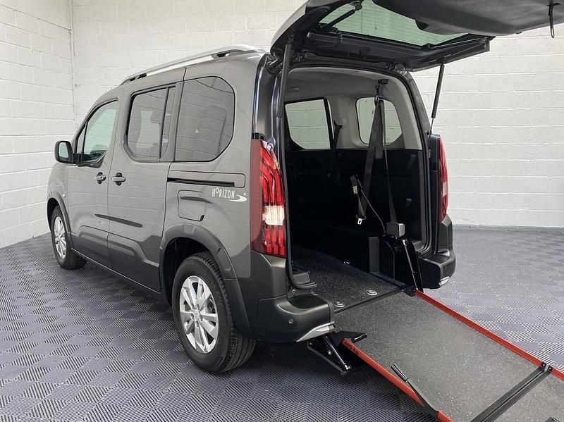 Grey Used 2021 Peugeot Rifter Allure MPV | £14,495 (Fair price) - Image 1/4