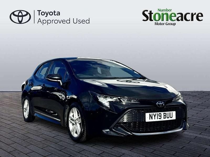 Black Used 2019 Toyota Corolla Hatchback | £12,000 (Fair price) - Image 1/2