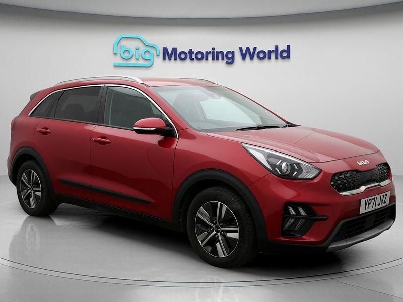 Red Used 2022 Kia Niro SUV | £16,600 (Super price) - Image 1/4