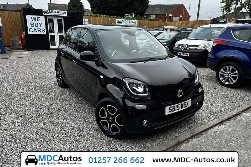 Used Smart ForFour Premium 71 HP (52 kW) 2015 Black Hatchback
