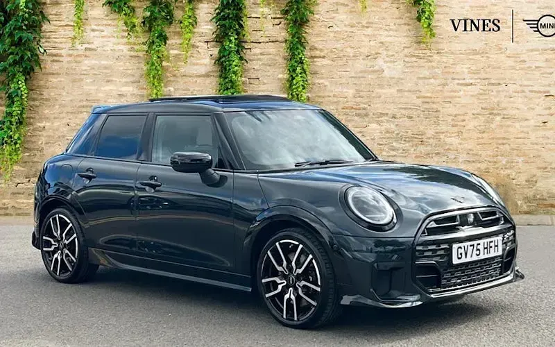 Used Mini Cooper Sport 150 kW (204 HP) 2026 Hatchback