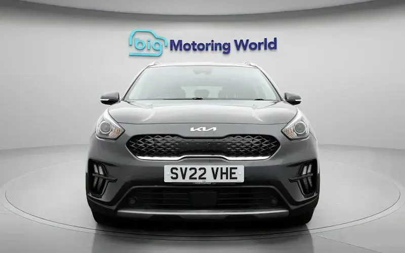 Used Kia Niro 141 HP (103 kW) 2022 Grey SUV