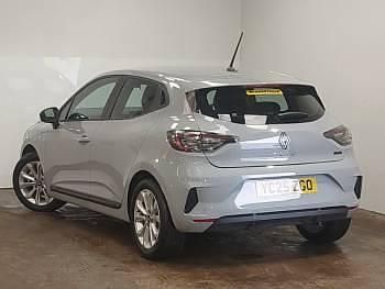 Used Renault Clio V Evolution 143 HP (105 kW) 2025 Grey Hatchback