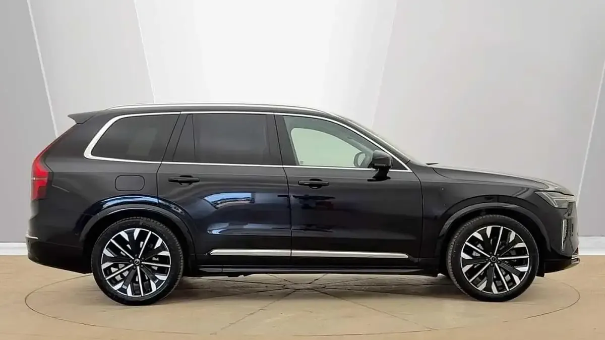Used Volvo XC90 Ultra 455 HP (334 kW) 2025 Black SUV