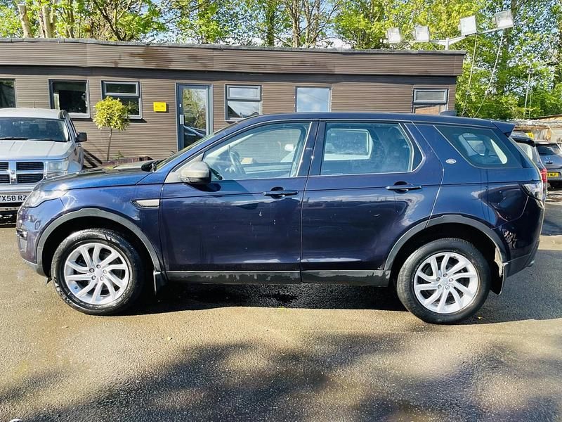 Begagnad Land Rover Discovery Sport SE 2017 Blå SUV