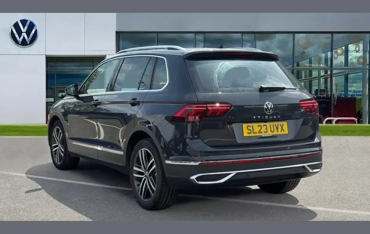 Used VW Tiguan Elegance 147 HP (108 kW) 2023 Grey SUV