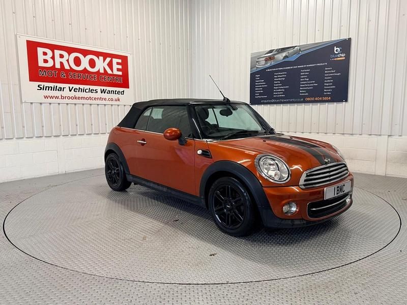 Orange Used 2014 Mini Cooper Cabriolet Cabriolet | £6,990 (Fair price) - Image 1/4