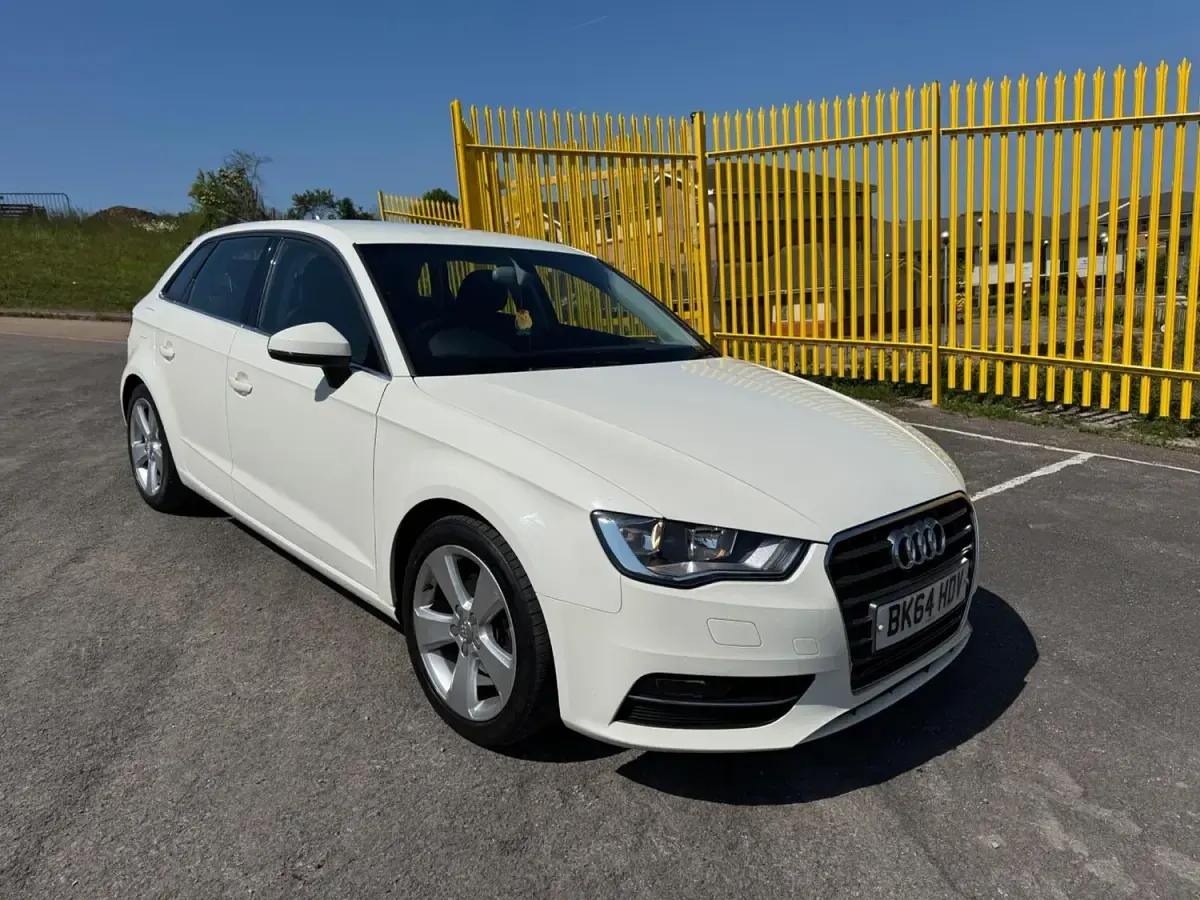 Used Audi A3 Sportback Sport 2014 White Hatchback