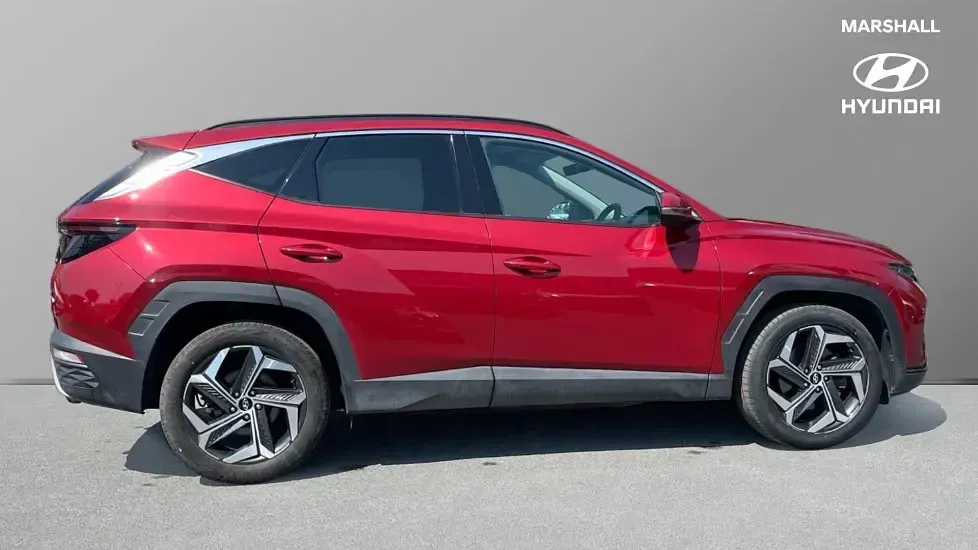 Used Hyundai Tucson Premium 230 HP (169 kW) 2022 Red SUV