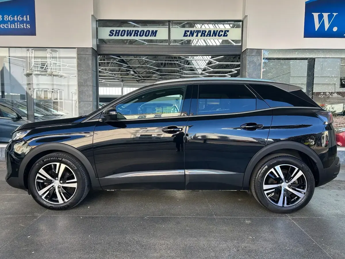 Used Peugeot 3008 GT 130 HP (95 kW) 2021 Black SUV