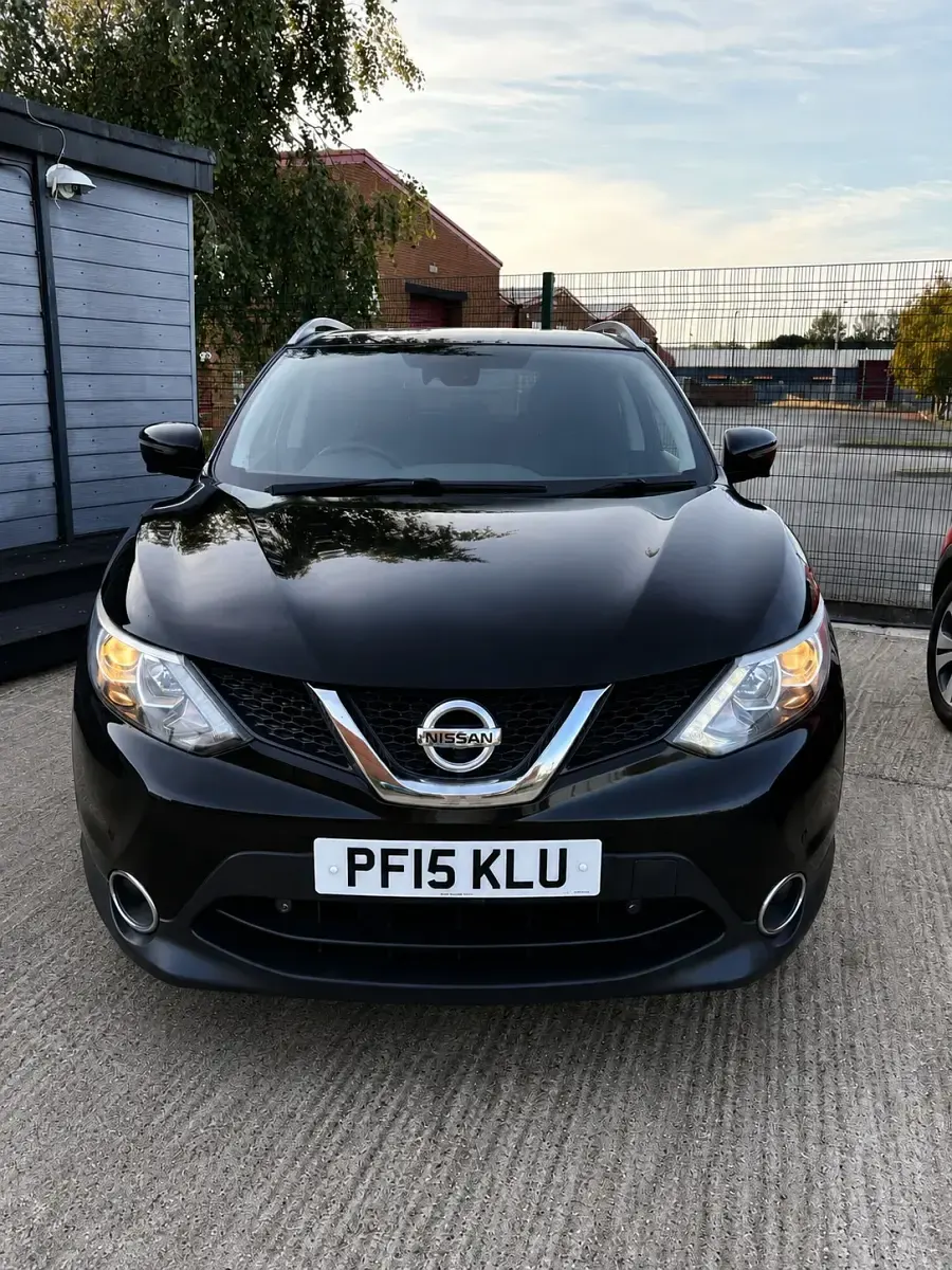 Used Nissan Qashqai N-TEC 110 HP (80 kW) 2015 Black SUV