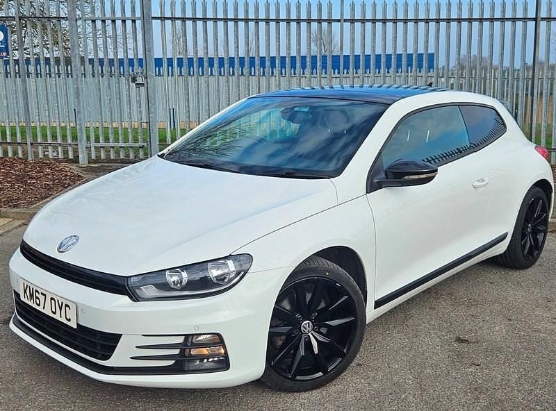 Usado VW Scirocco Black Edition 184 HP (135 kW) 2017 Branco Coupé