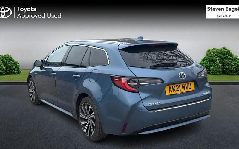 Used Toyota Corolla Design 122 HP (89 kW) 2022 Estate