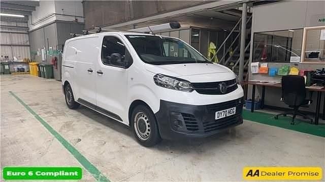 White Used 2020 Vauxhall Vivaro Edition Van | £10,999 (Super price) - Image 1/4