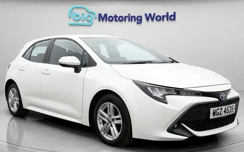 Used Toyota Corolla 122 HP (89 kW) 2022 Hatchback