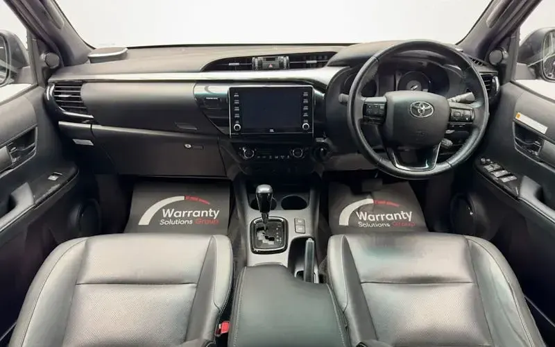 Used Toyota HiLux 204 HP (150 kW) 2024 Pickup