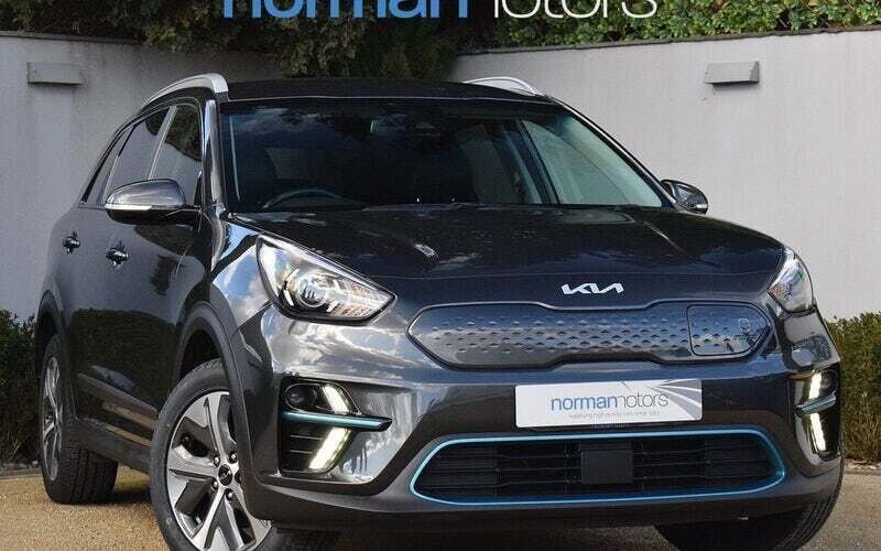 Grey Used 2022 Kia e-Niro 2 SUV | £12,995 (Good price) - Image 1/3