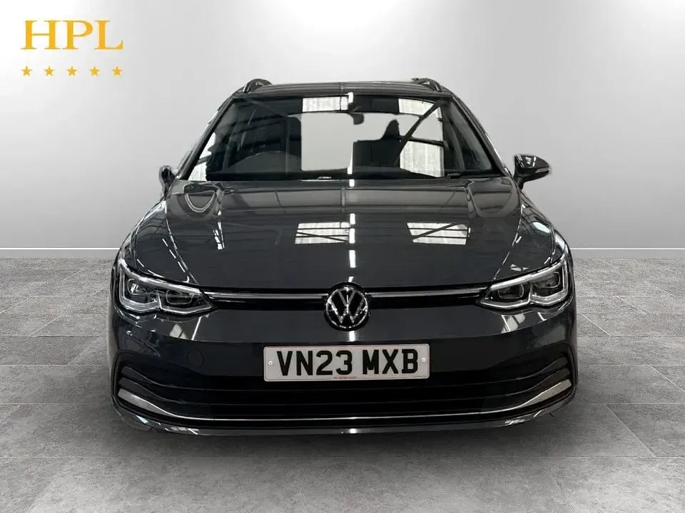 Used VW Golf VIII Style 150 HP (110 kW) 2023 Grey Estate