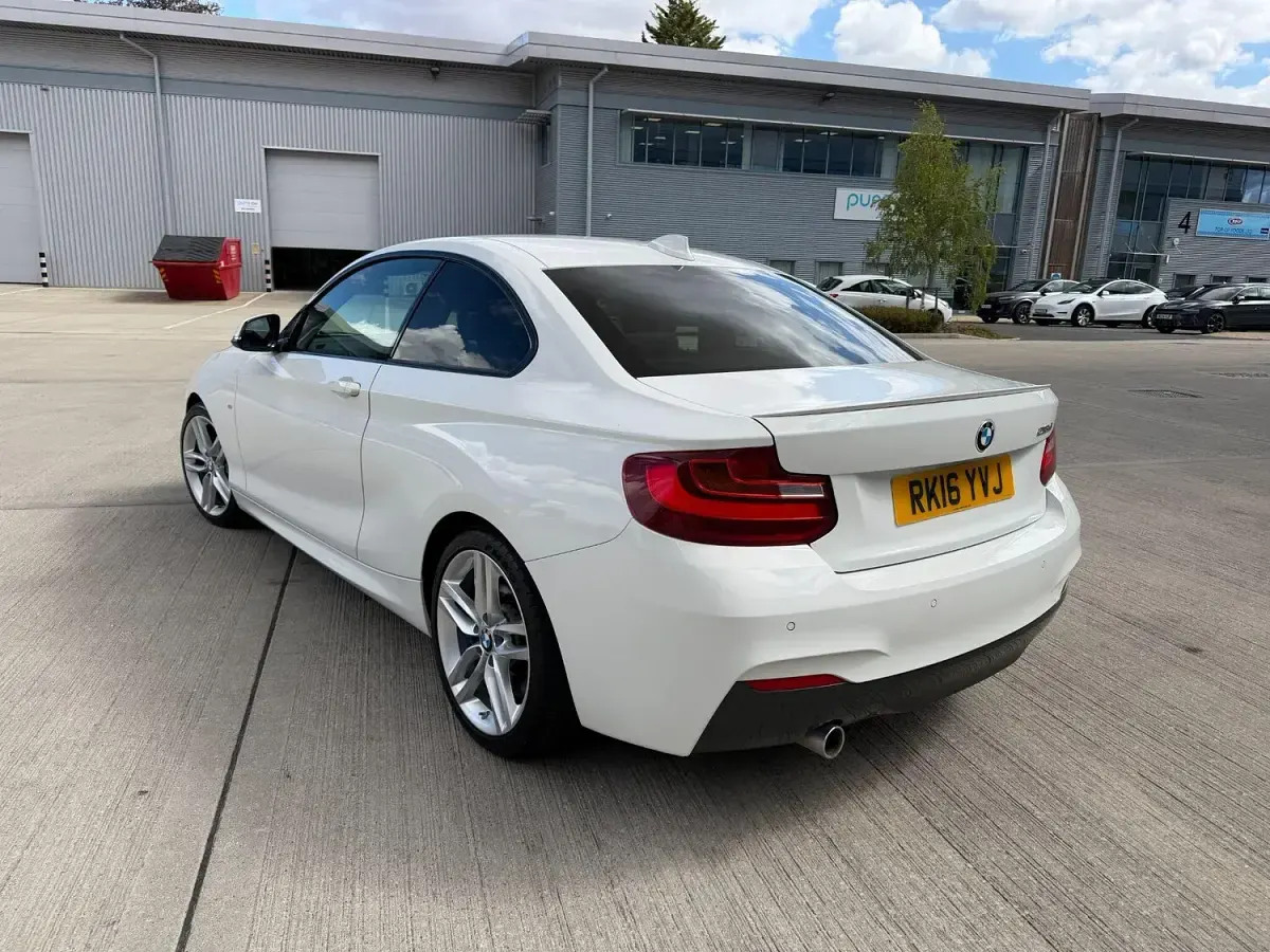Used BMW 218 M Sport 147 HP (108 kW) 2016 White Coupe