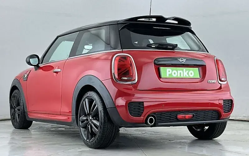 Used Mini Cooper Hatch 136 HP (100 kW) 2021 Hatchback