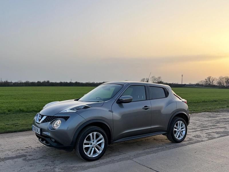 Used Nissan Juke N-Connecta 110 HP (80 kW) 2018 Grey SUV
