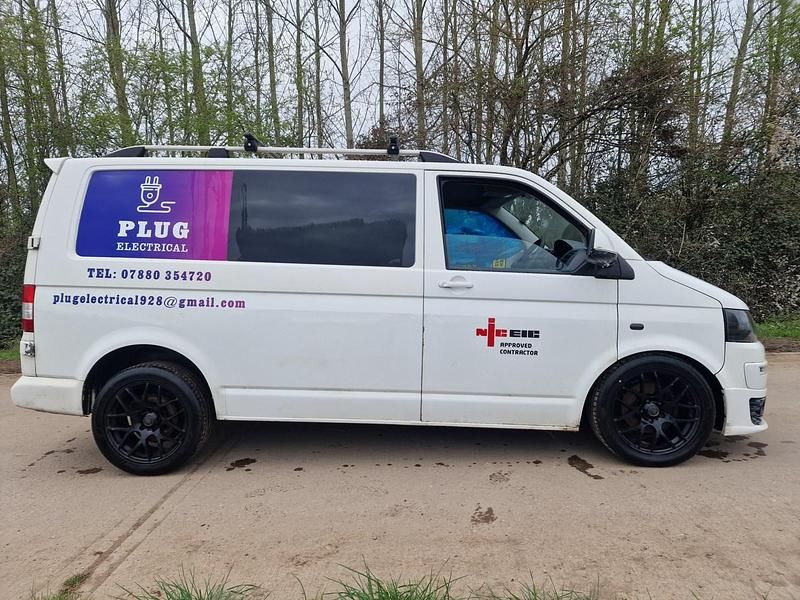 Used VW Transporter 102 HP (75 kW) 2010 White Van