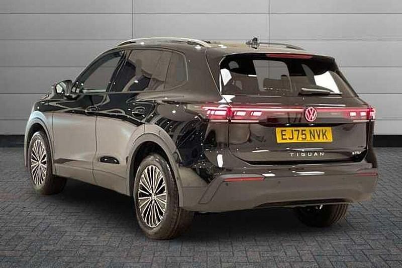 New VW Tiguan 150 HP (110 kW) 2025 SUV