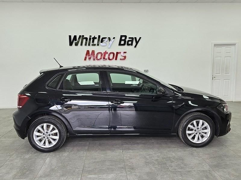 Used VW Polo SE 95 HP (69 kW) 2018 Black Hatchback