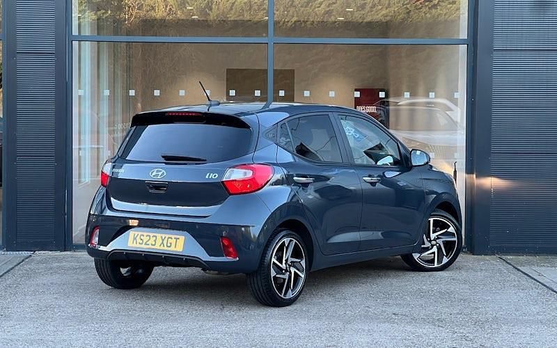 Used Hyundai i10 Premium 67 HP (49 kW) 2023 Grey Hatchback