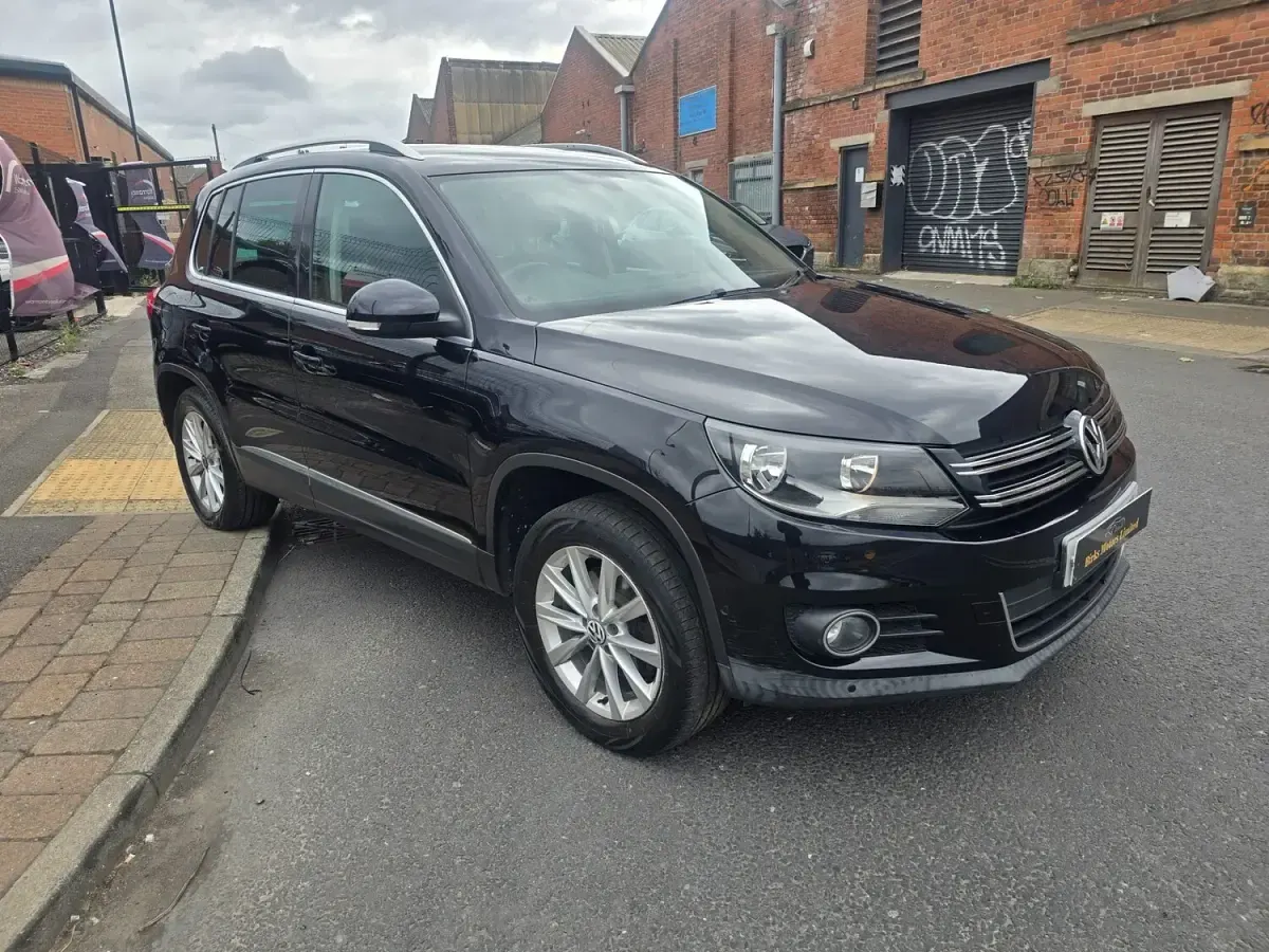 Used VW Tiguan SE 170 HP (125 kW) 2012 Black SUV