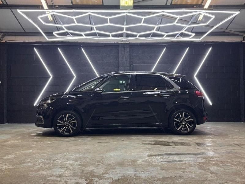 Used Citroën C4 Picasso Flair 120 HP (88 kW) 2016 Black MPV