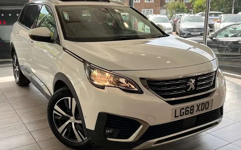 Used Peugeot 5008 Allure 131 HP (96 kW) 2020 SUV