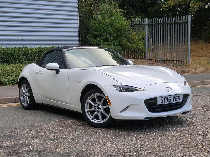 White Used 2016 Mazda MX5 Cabriolet | £7,250 - Image 1/4