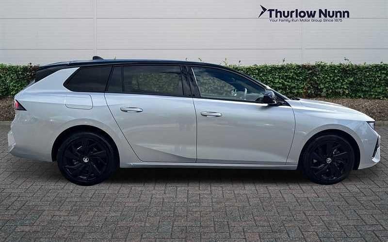 Used Vauxhall Astra S 131 HP (96 kW) 2025 Crystal silver Estate