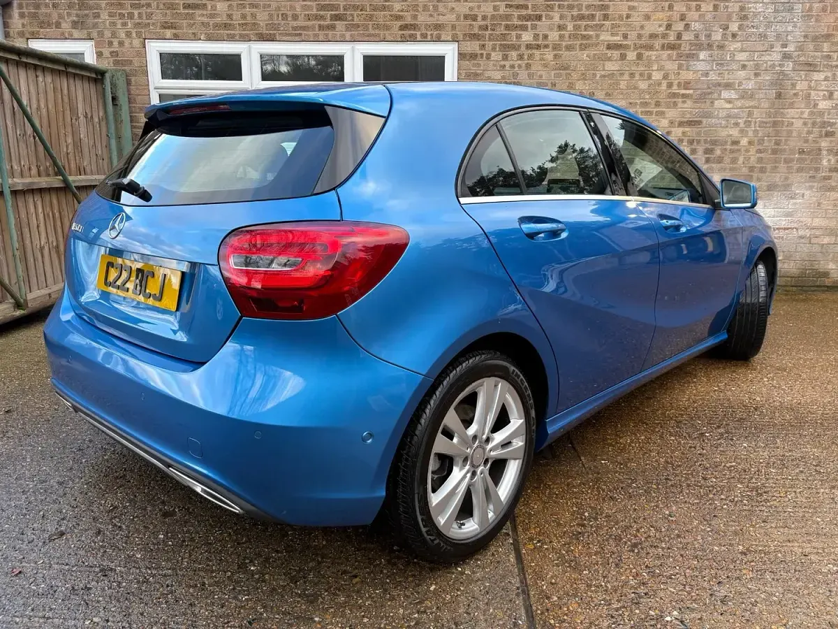 Used Mercedes A180 Executive 2016 Blue Hatchback