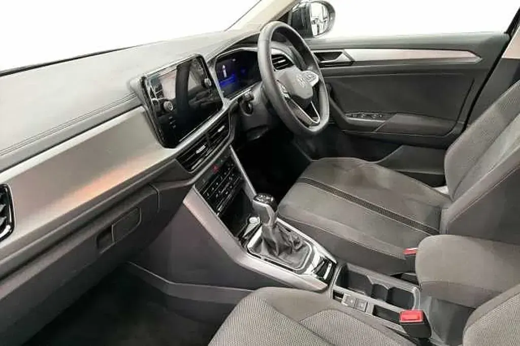 Used VW T-Roc 150 HP (110 kW) 2025 SUV