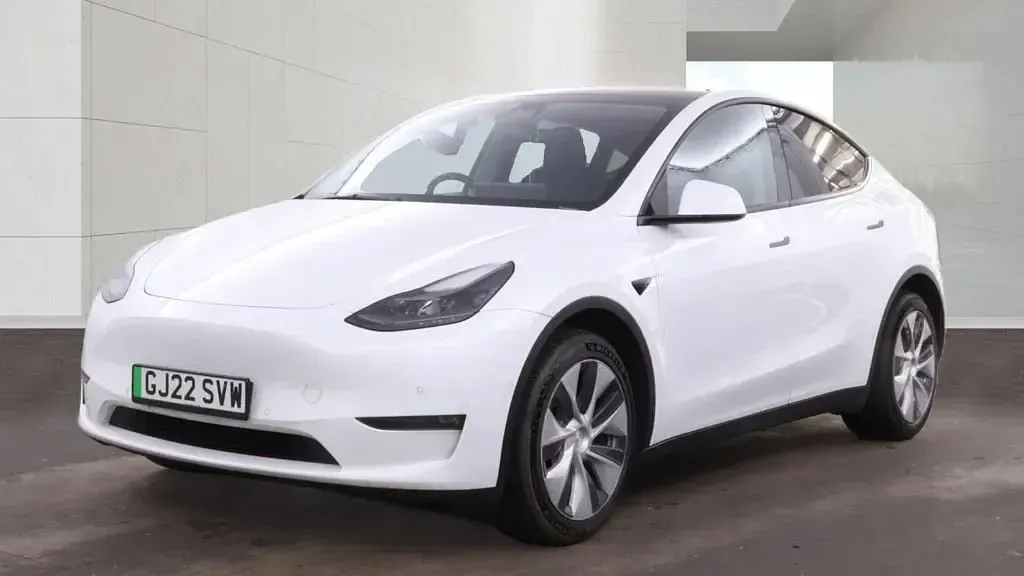 Used Tesla Model Y 282 kW (384 HP) 2022 White SUV