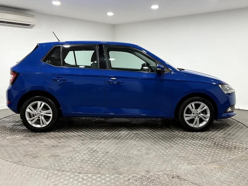 Used Skoda Fabia SE 60 HP (44 kW) 2020 Blue Hatchback
